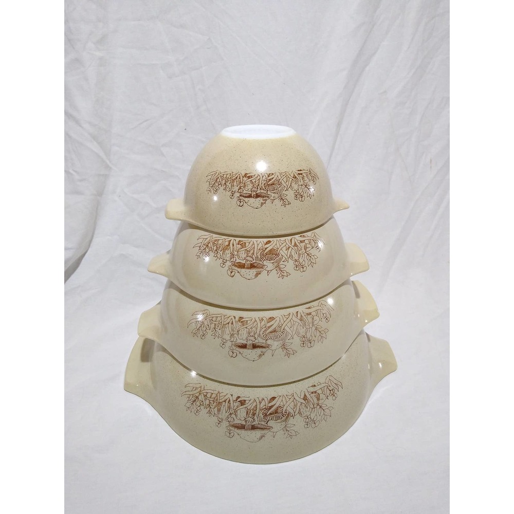 Pyrex forest fancies Cinderella nesting bowls (set of 4)